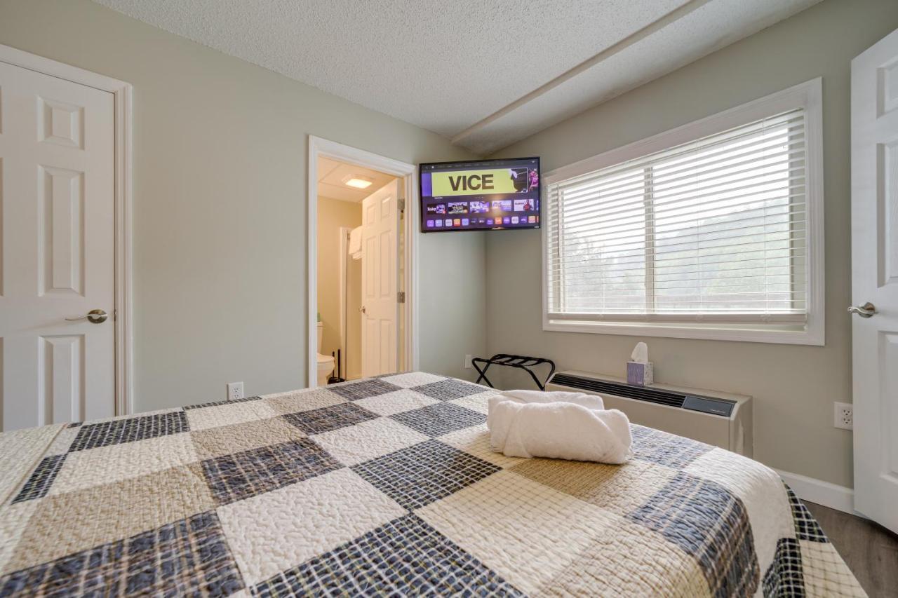 Stylish Gatlinburg Condo With Pool Walk Downtown! Екстериор снимка